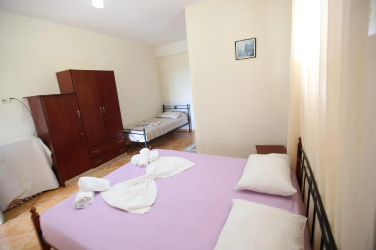 Hotel Erviliano Borsh 0*,  Albánie