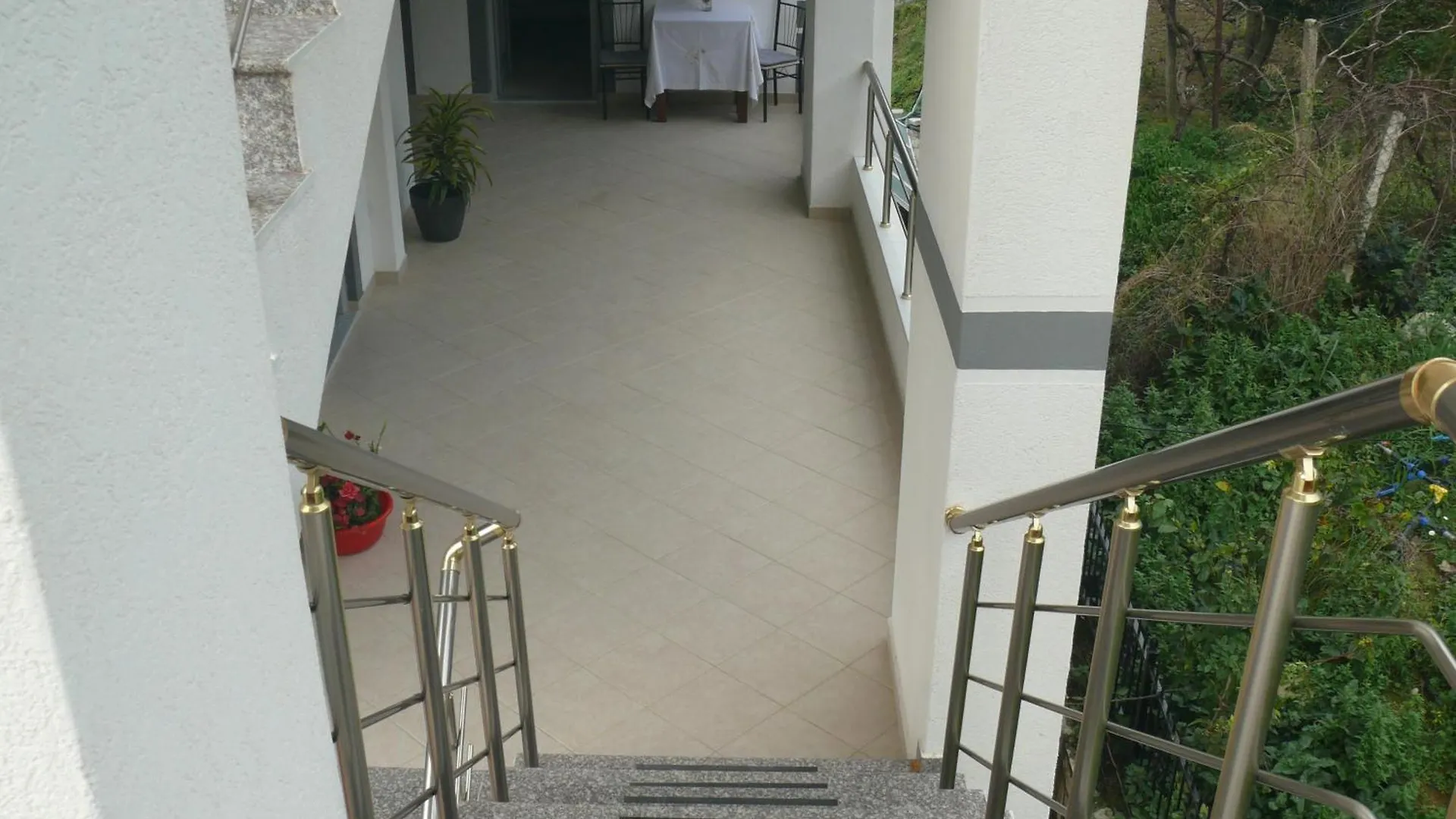 Aparthotel Hotel Erviliano Borsh