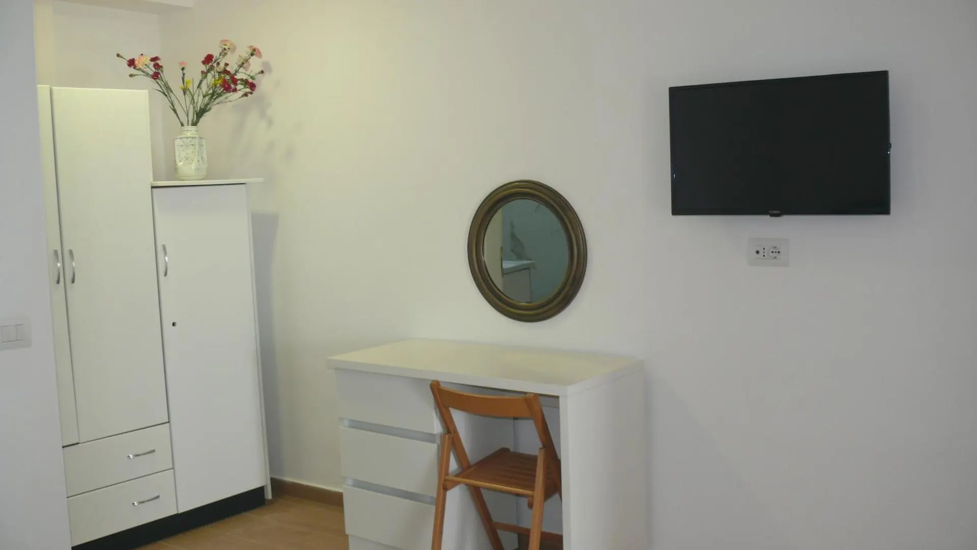 Hotel Erviliano Borsh Aparthotel
