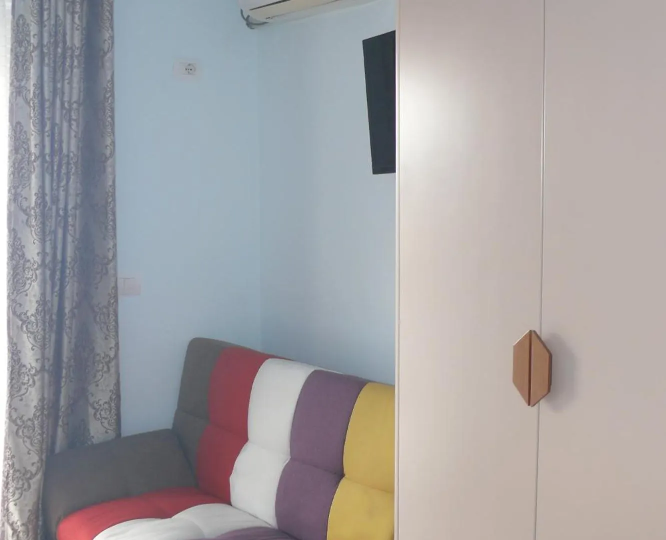 Hotel Erviliano Borsh Albánie