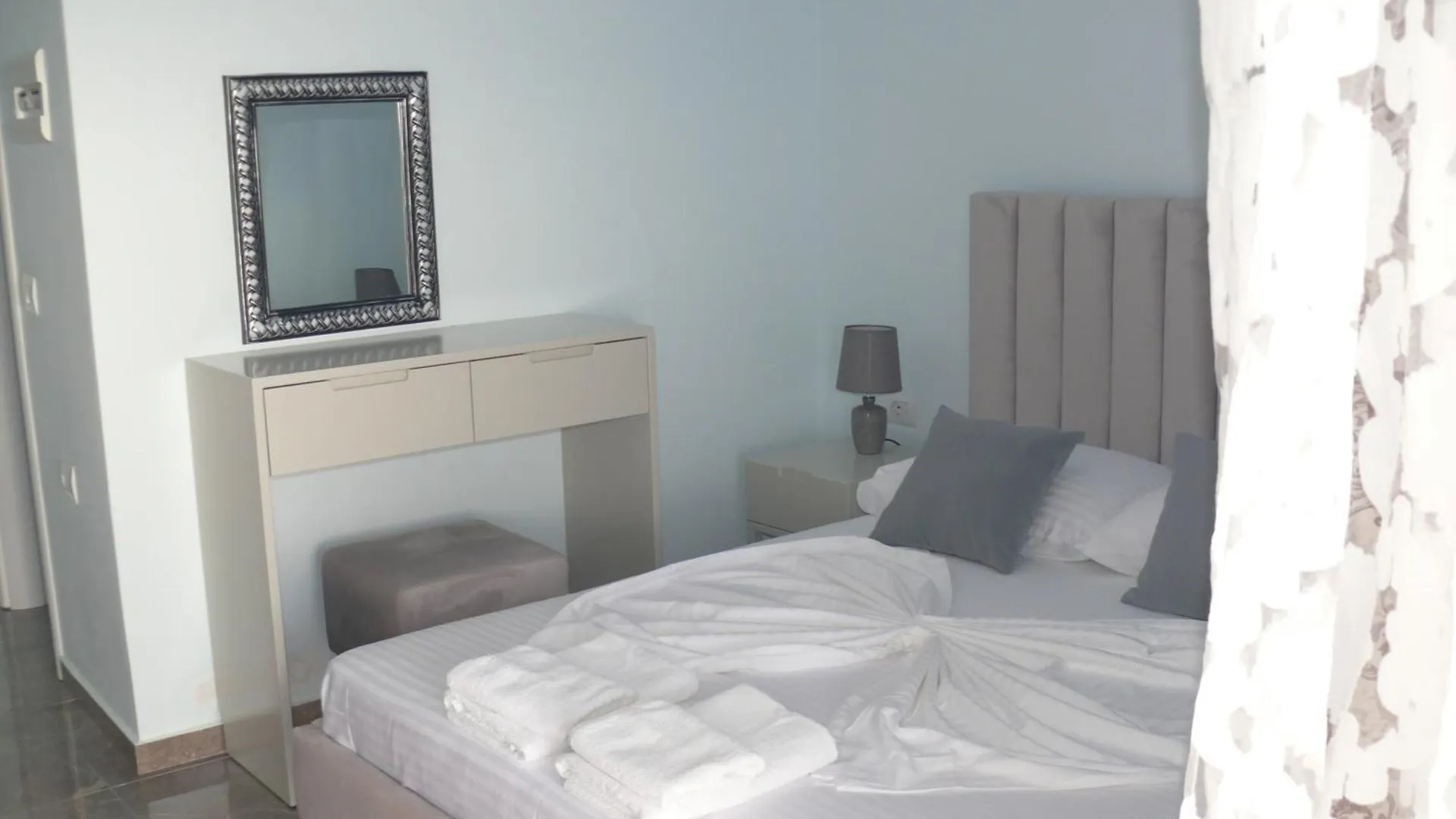 Hotel Erviliano Borsh