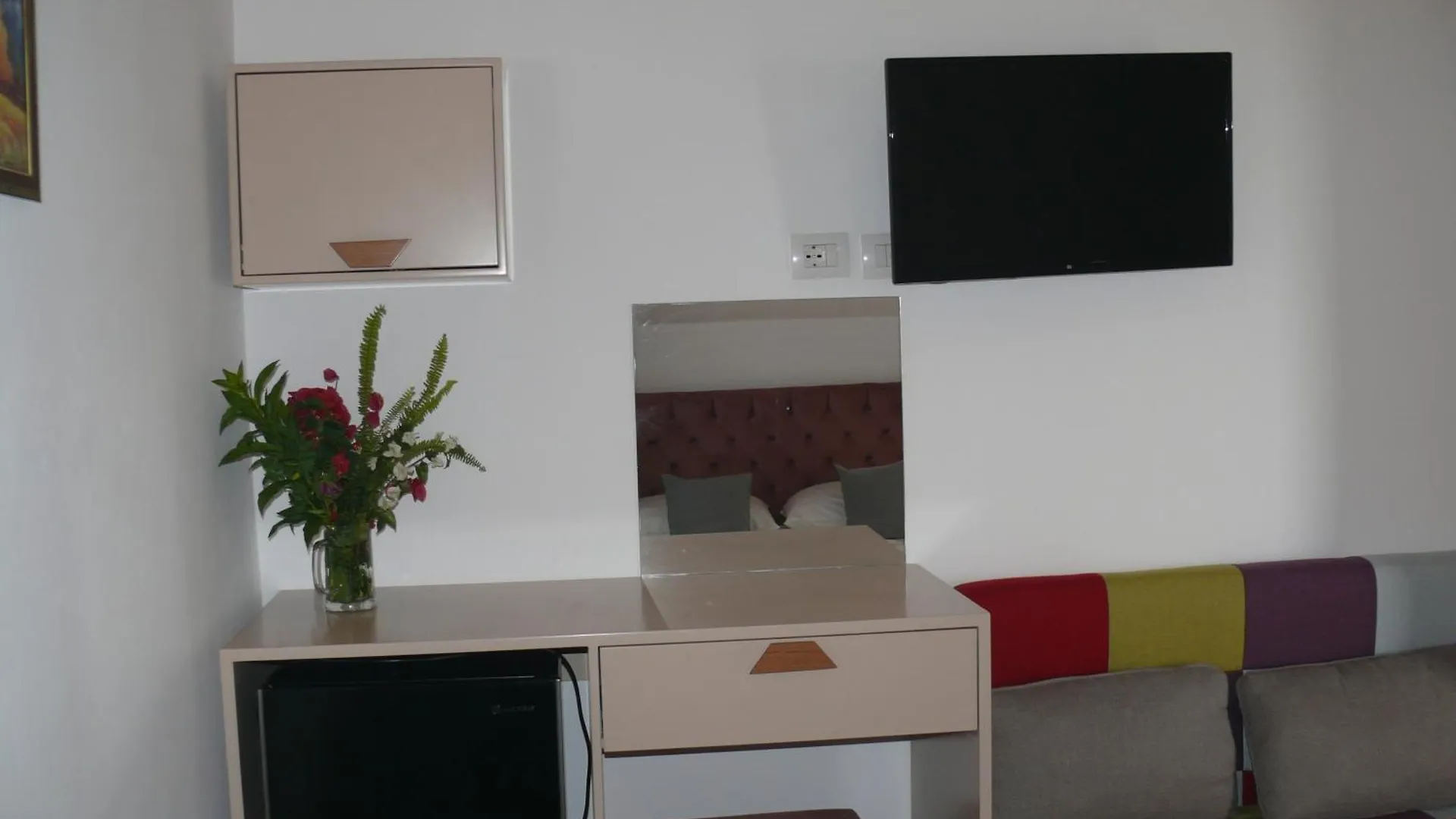 Apartahotel Hotel Erviliano Borsh Albania