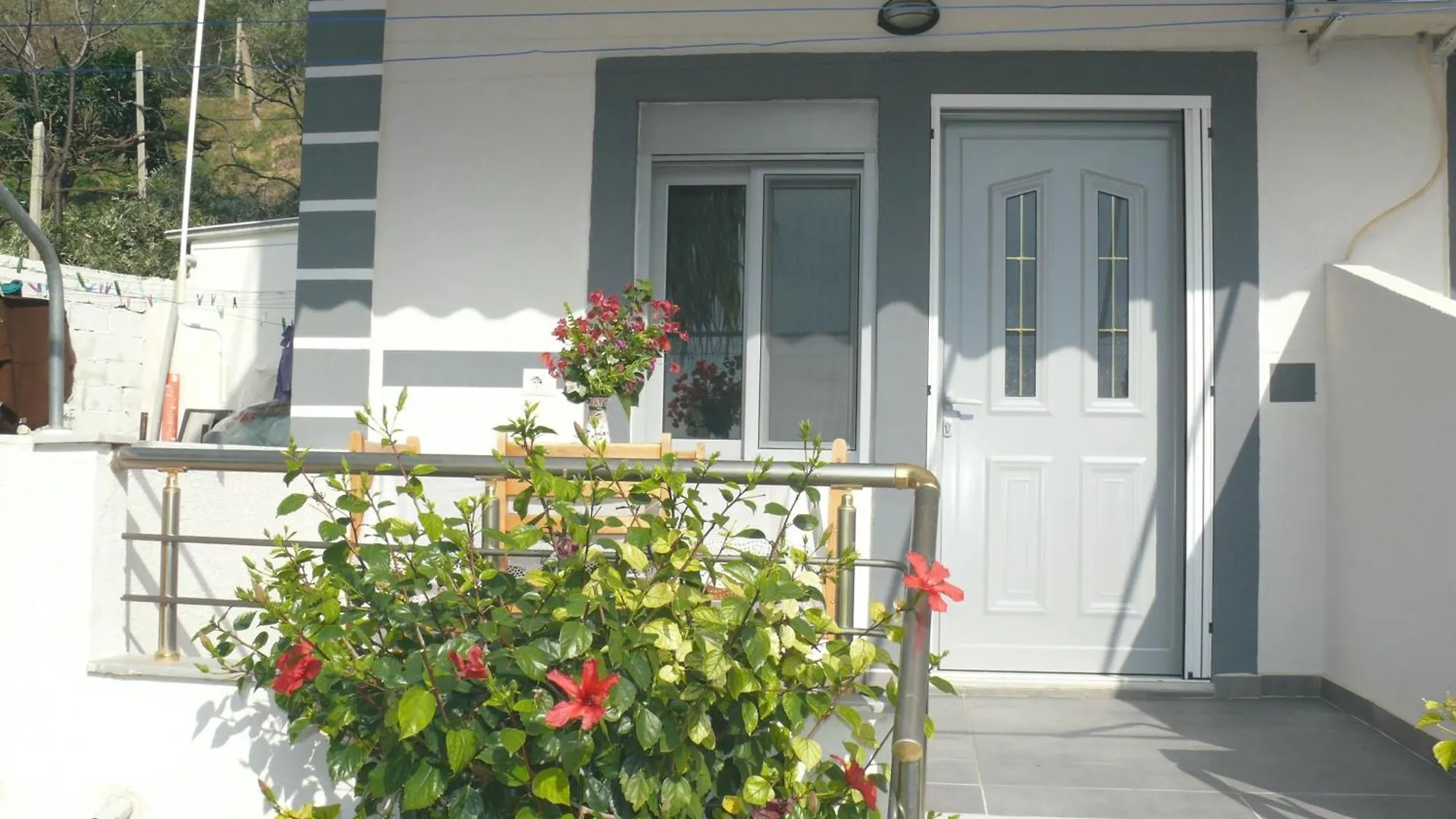 Hotel Erviliano Borsh 0*,  Albania