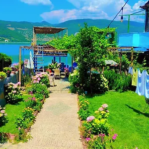 Erda Lakeside Lin