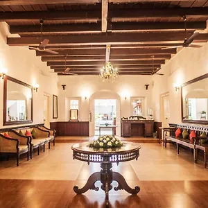 **** Hotel Dutch India